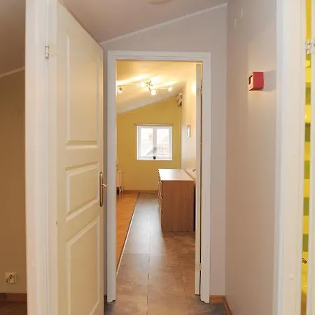 Διαμέρισμα Tour-group Apartment-1 *